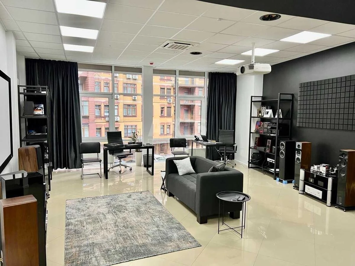 Office vul. Jevgena Konoval'cja 36Д, 45m2662040