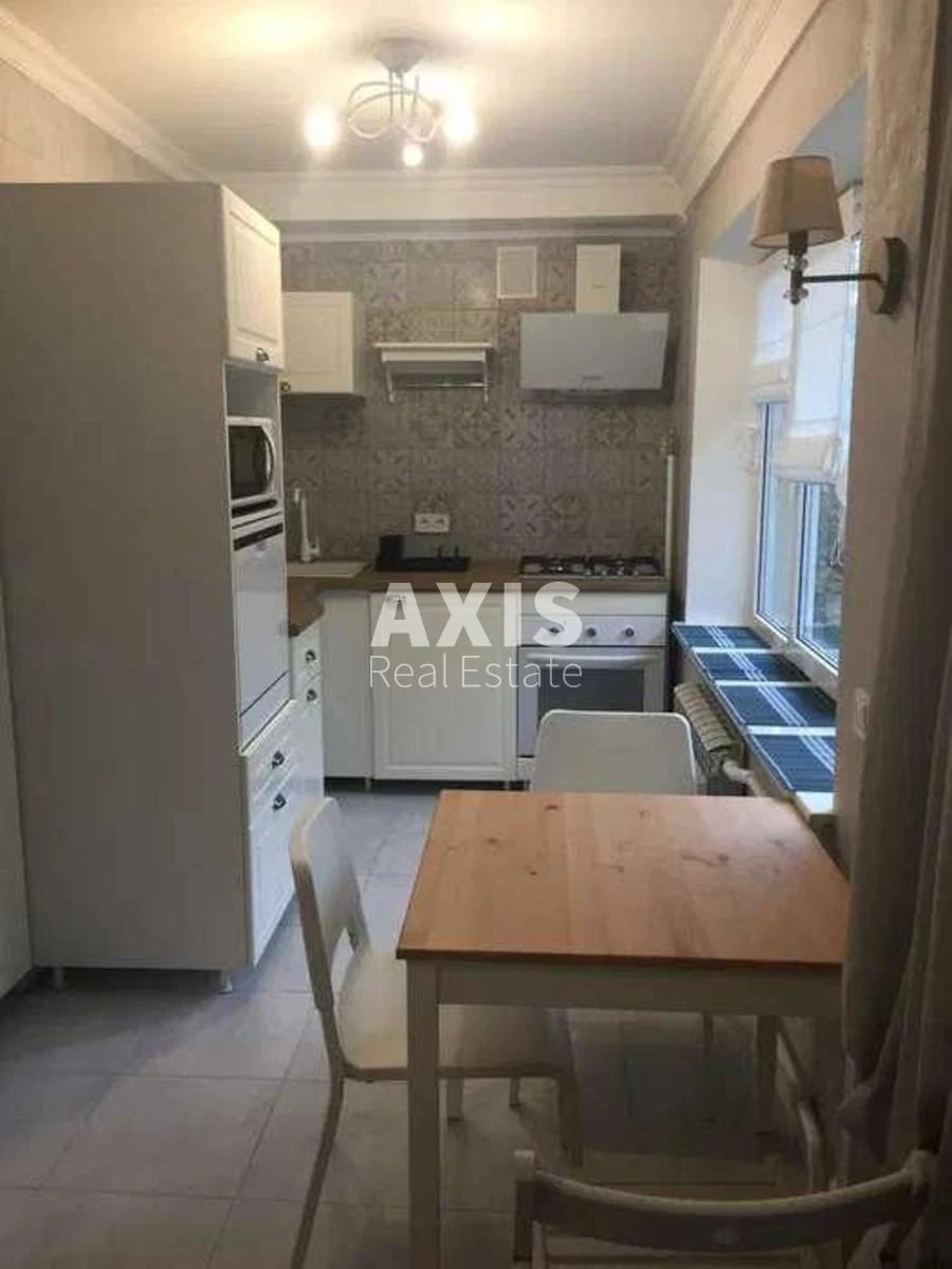 2k apartment vul. Parkovo-Syrec'ka 1030015