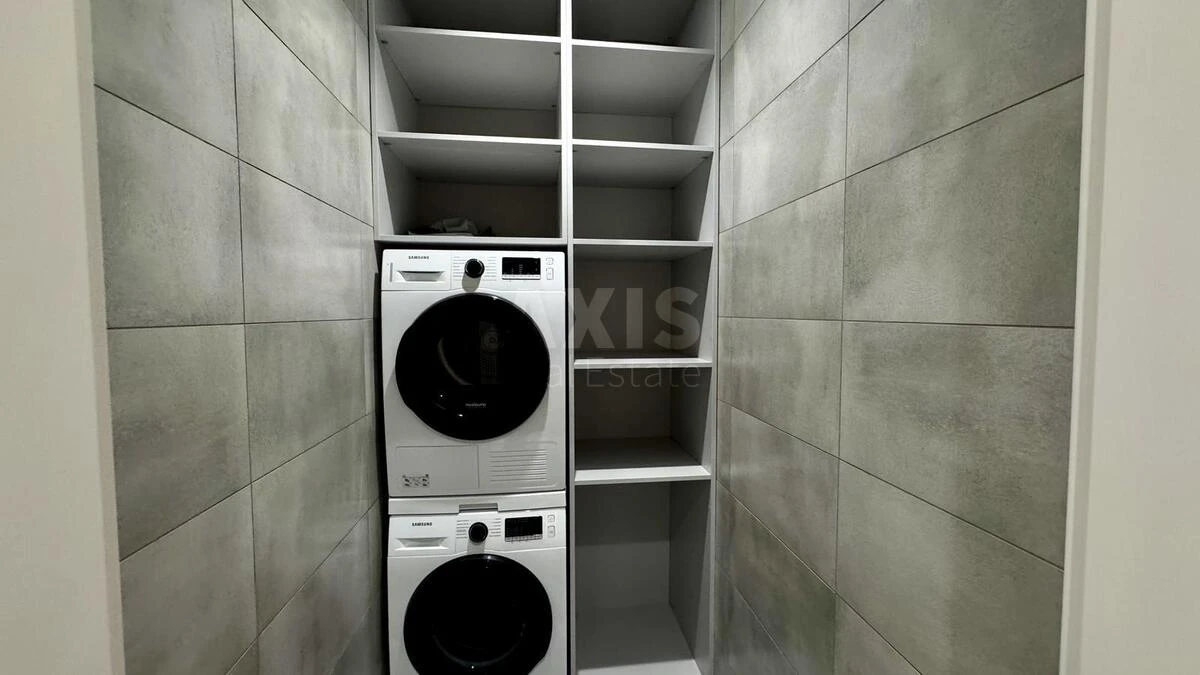 3k apartment vul. Antonovycha 118/9684638