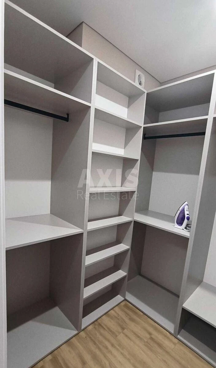 1к квартира ул. Александра Олеся 9А710968