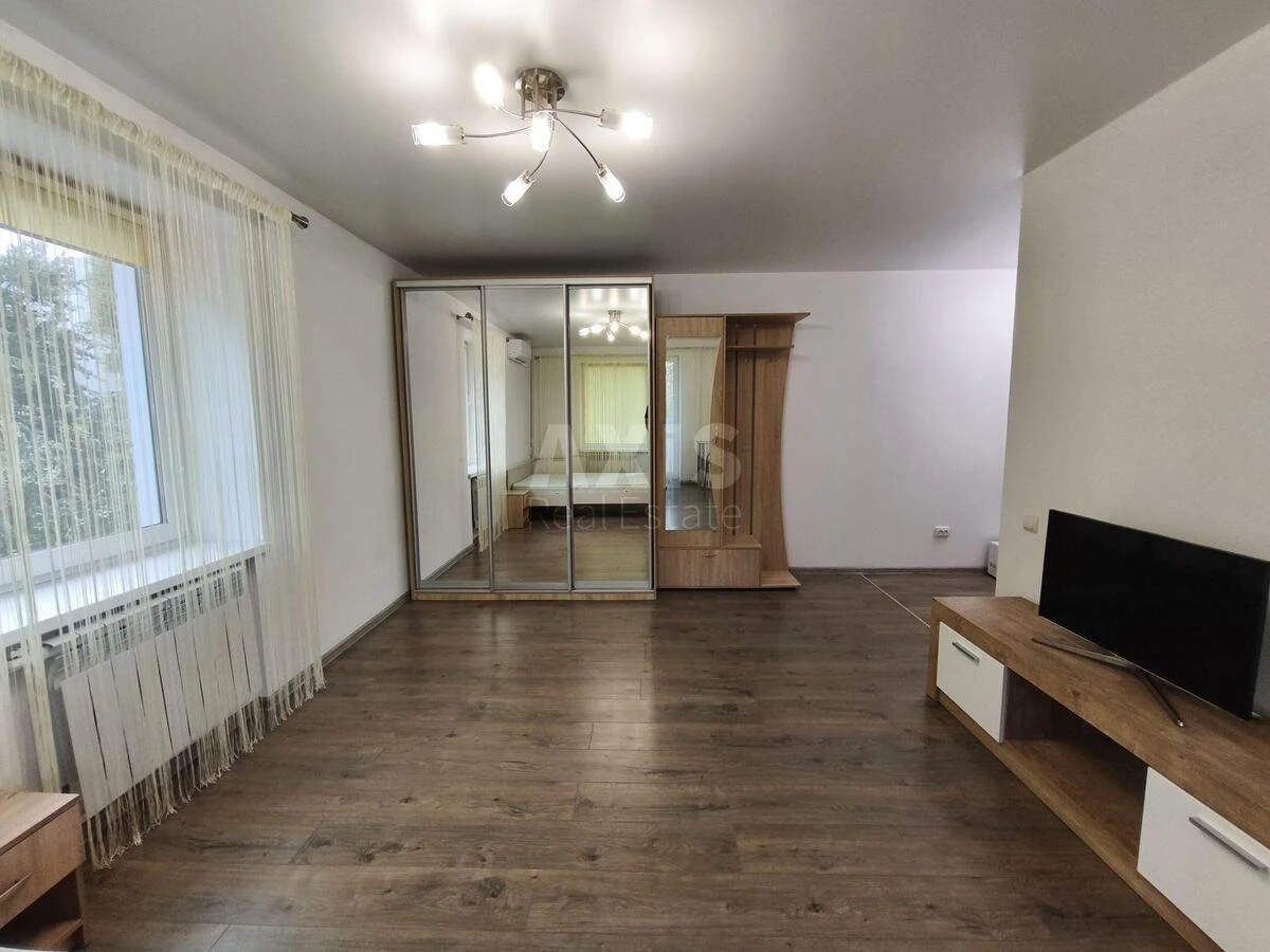 1k apartment vul. Topoleva 3696925