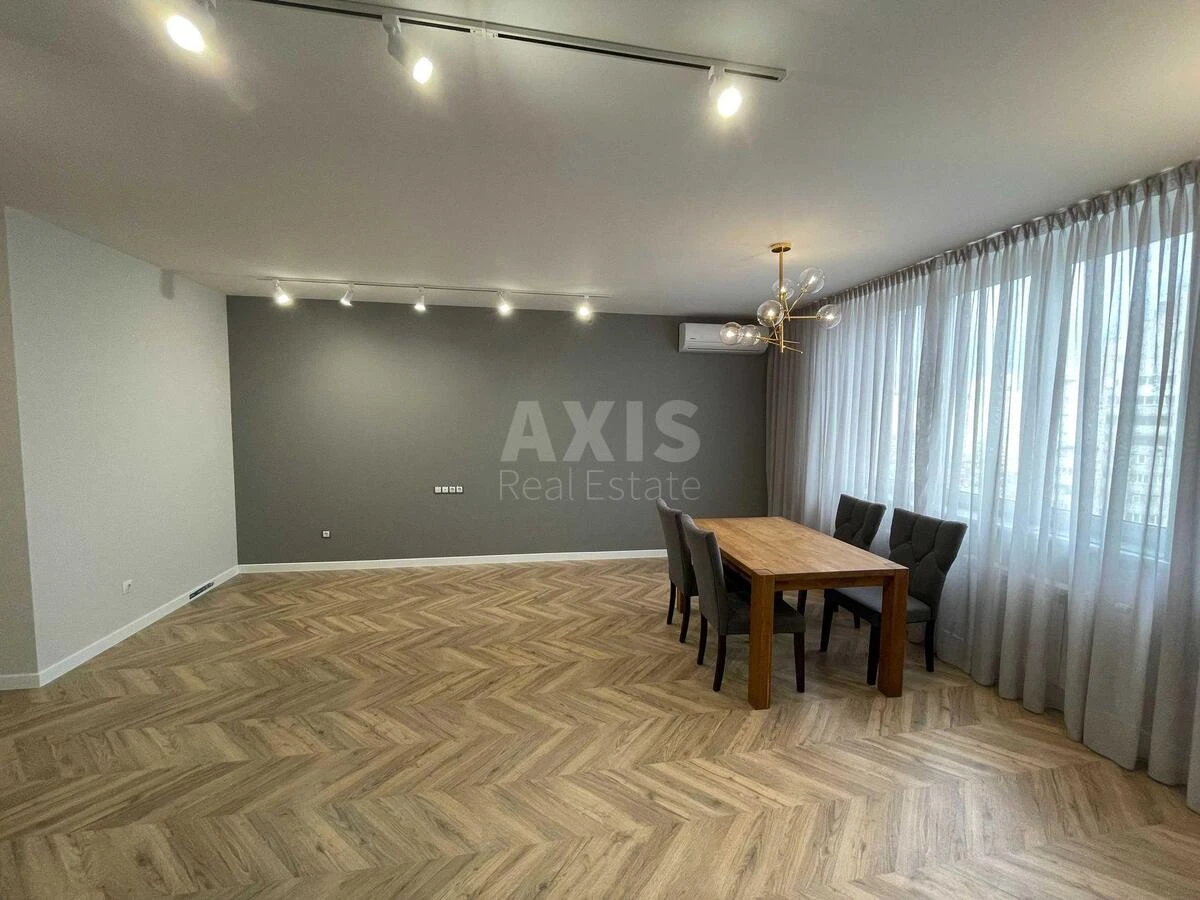 4k apartment vul. Knjazhyj Zaton 21682282