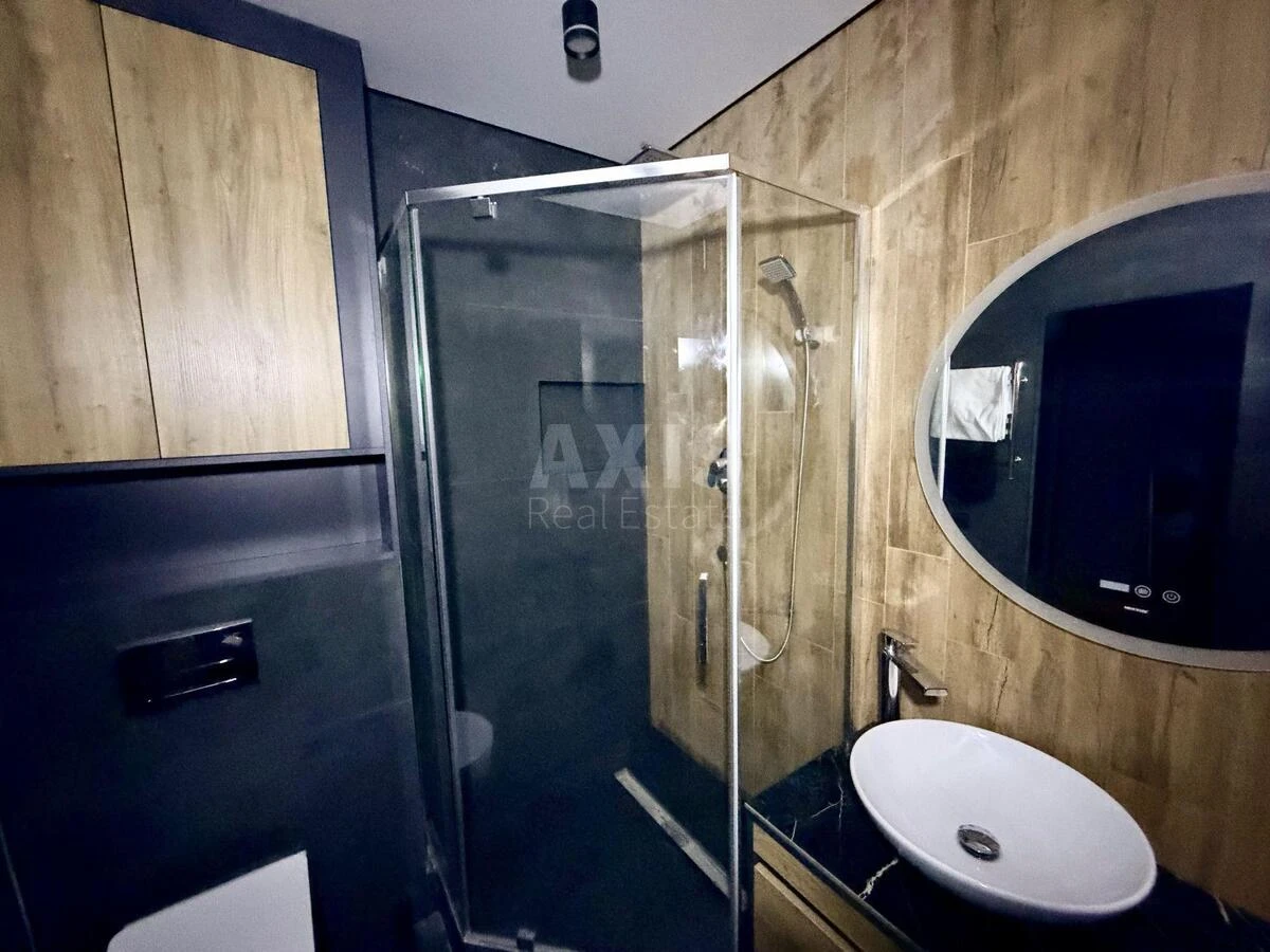 2k apartment pr-t Berestejskij 11636849