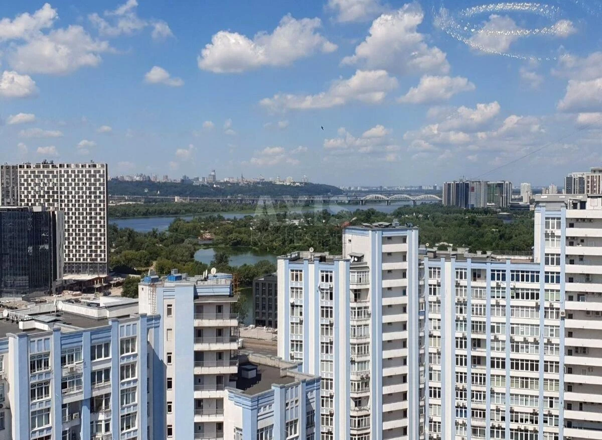 3к квартира наб. Днепровская 26А6556118