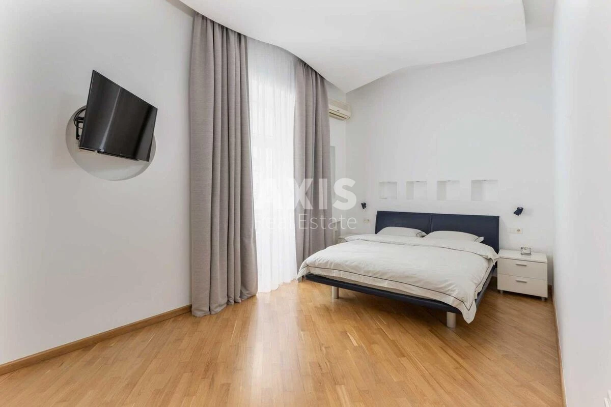 3k apartment vul. Kruglouniversytets'ka 6530076