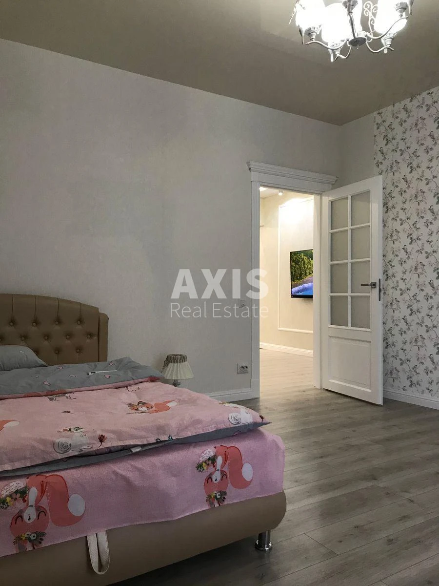 3k apartment vul. Myhajla Maksymovycha Двадцять чотири вольти412016