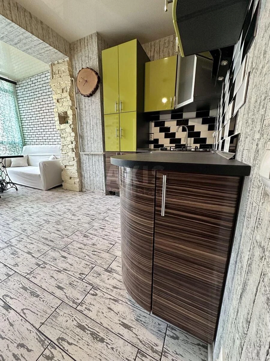 1k apartment vul. Radystiv 32719744