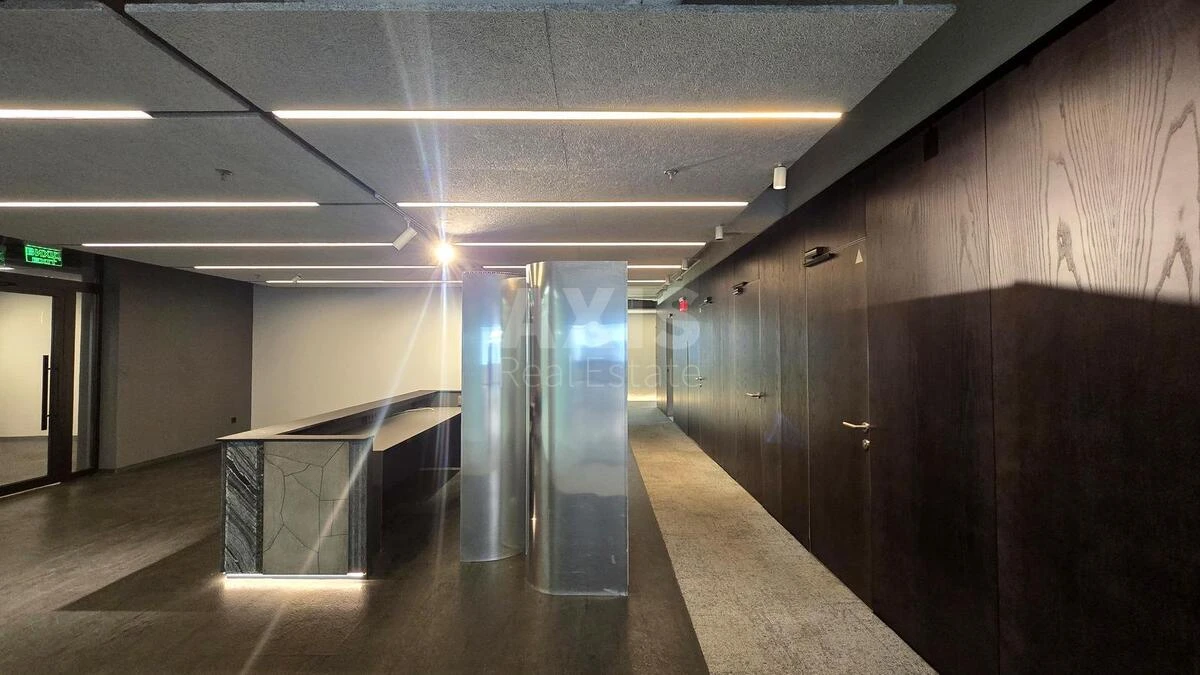 Office vul. Volodymyrs'ka 12В, 710m2704904