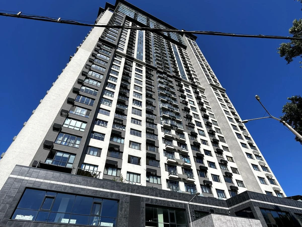 1k apartment pr-t Berestejskij 5В7053817