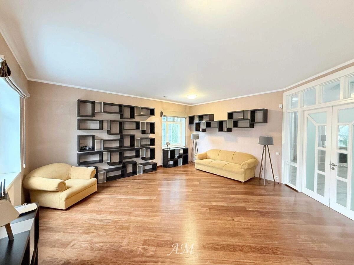 Office vul. Volz'ka 24, 478m2646795