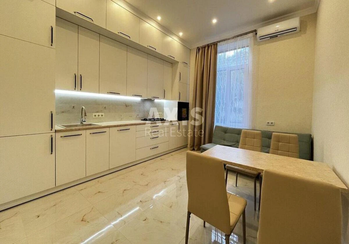 3k apartment vul. Tarasivs'ka 8593080