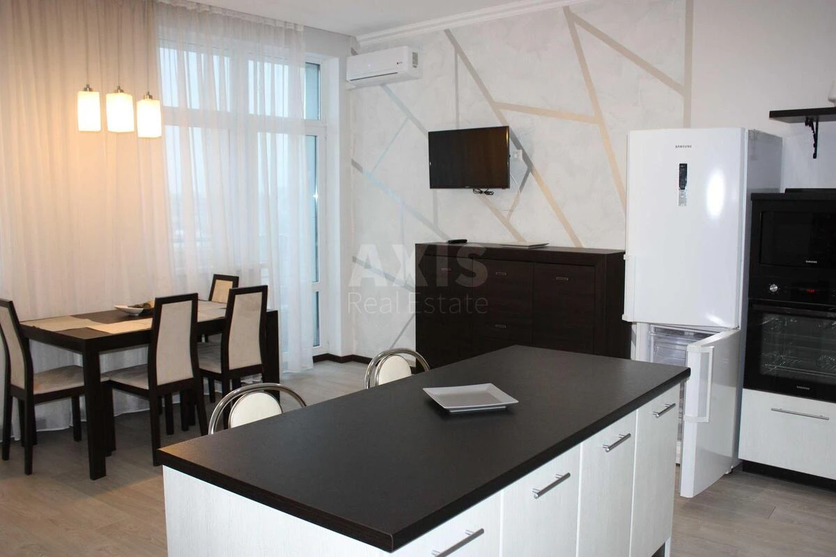 3k apartment vul. Mel'nykova 18Б661302