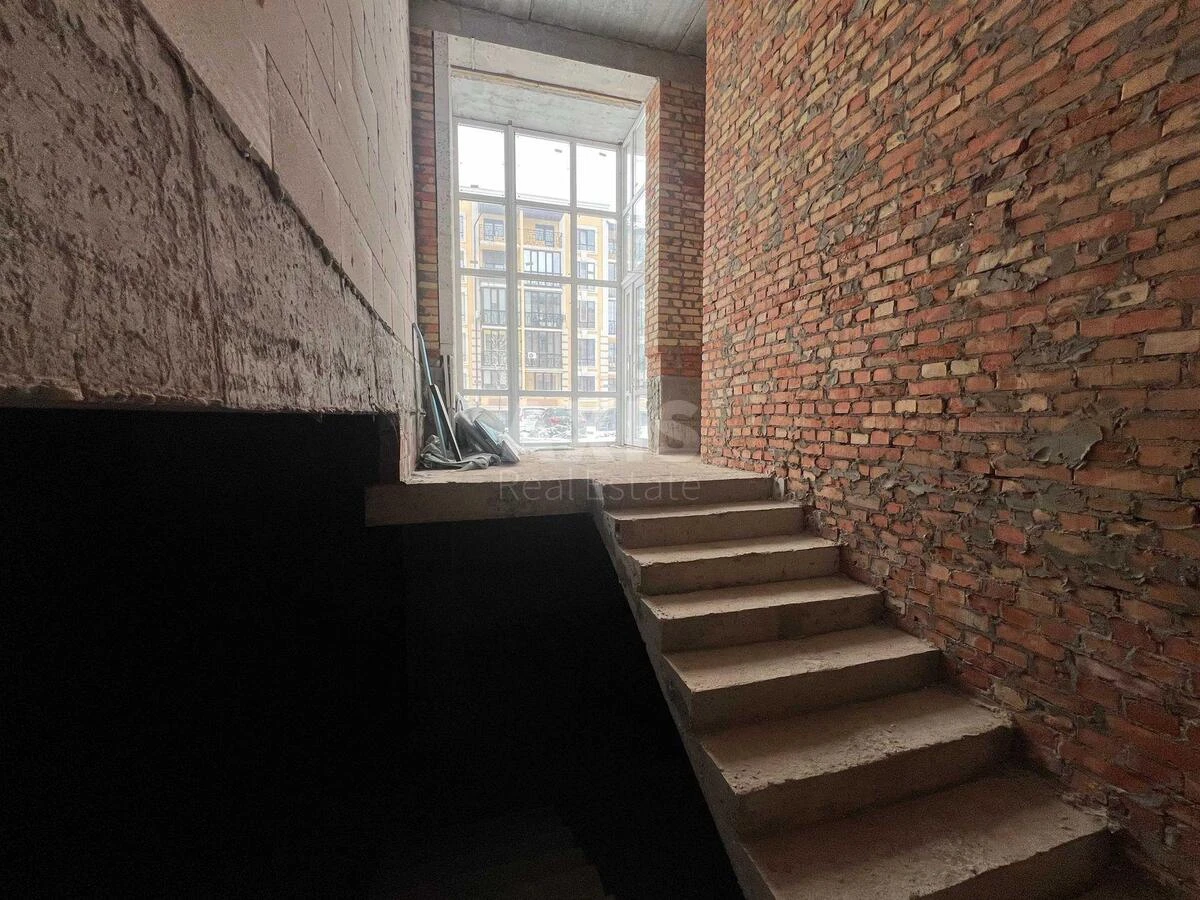 Trade object vul. Metrologichna 58В, 121m2648660