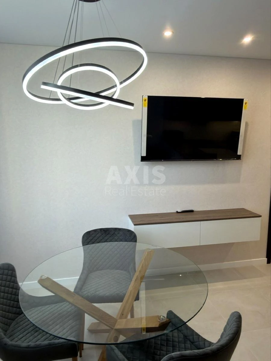 1k apartment vul. Naberezhna 25682075