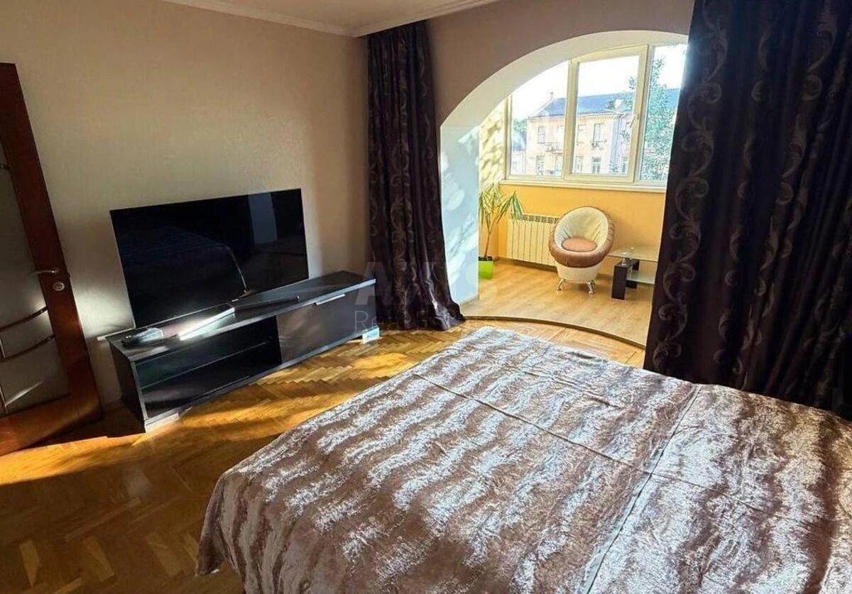 3k apartment vul. Antonovycha 103А687647