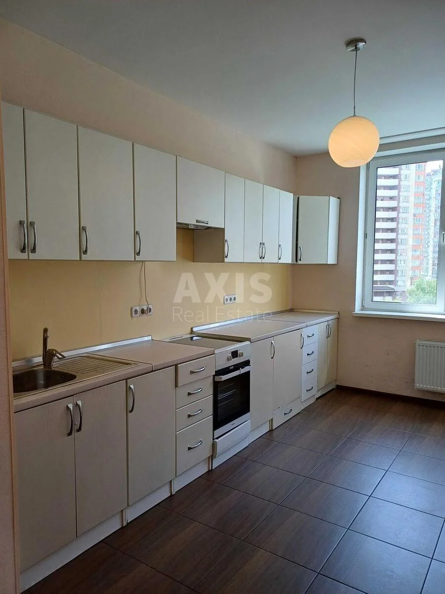 3к квартира ул. Ахматовой Анны 30