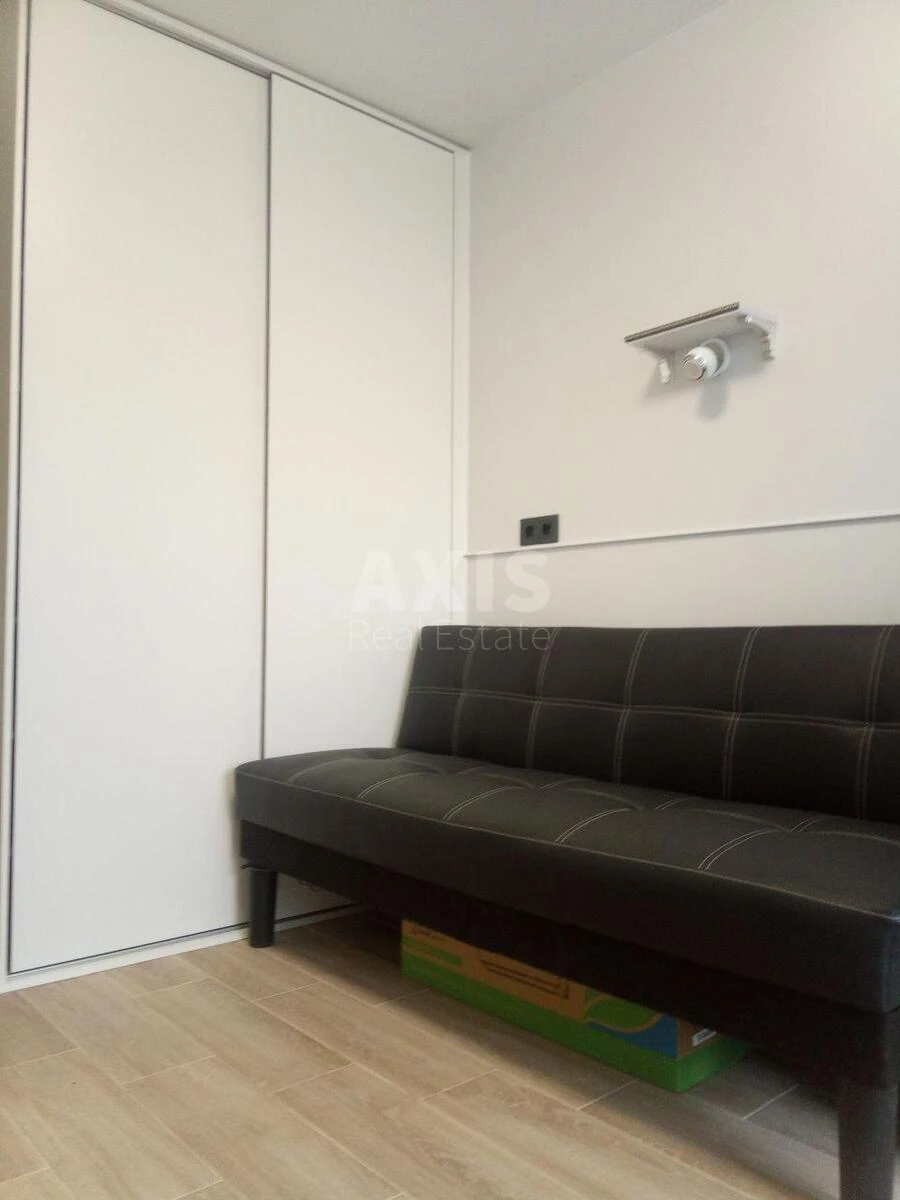 1k apartment vul. Bulahovs'kogo Akademika 2А685617