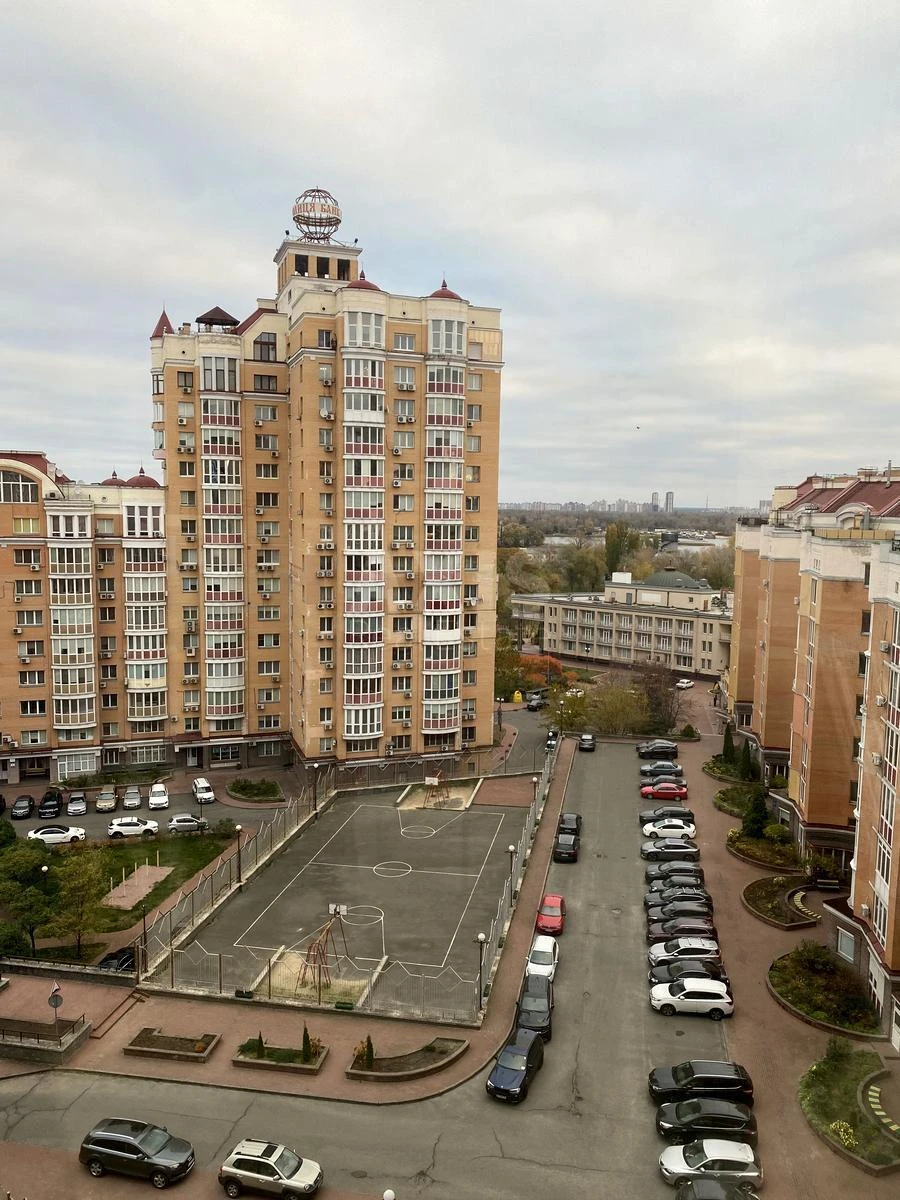 3k apartment pr-t Volodimira Іvasyuka 10А6691722