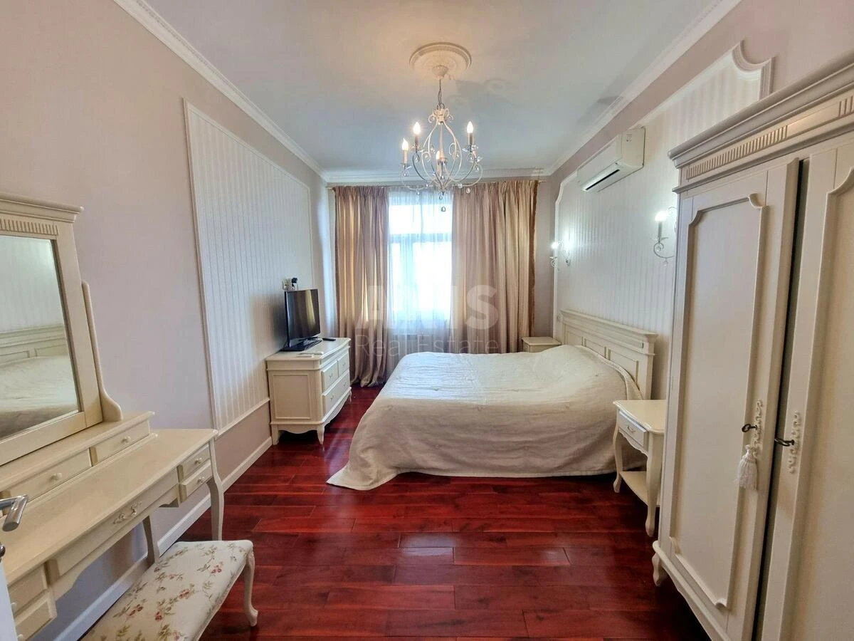 3k apartment vul. Jevgena Konoval'cja 44А669255