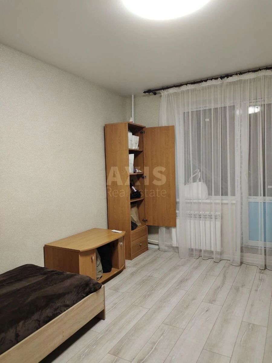 3k apartment vul. Putyvl's'ka 40630639