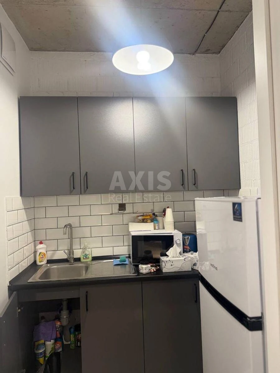 Office vul. Predslavyns'ka 40, 131m26695913