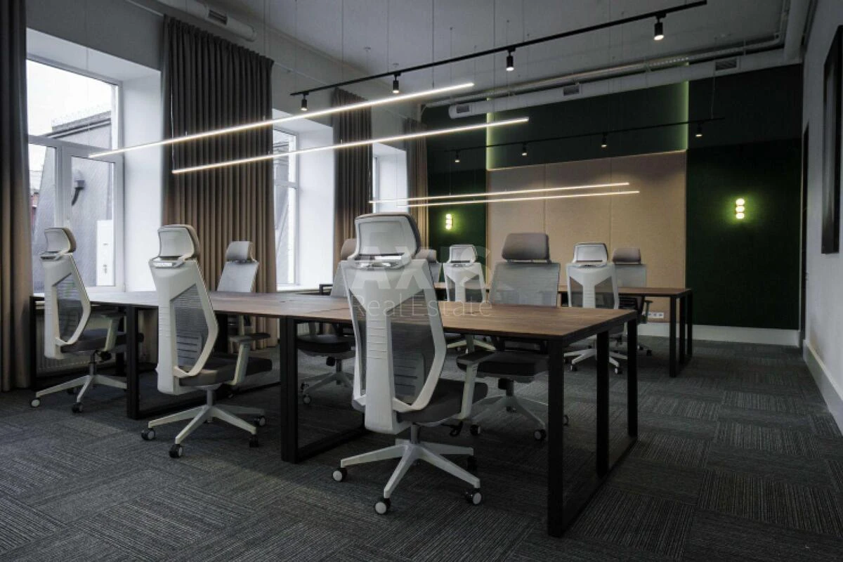 Office vul. Hmel'nyc'kogo Bogdana 51А, 570m2631173