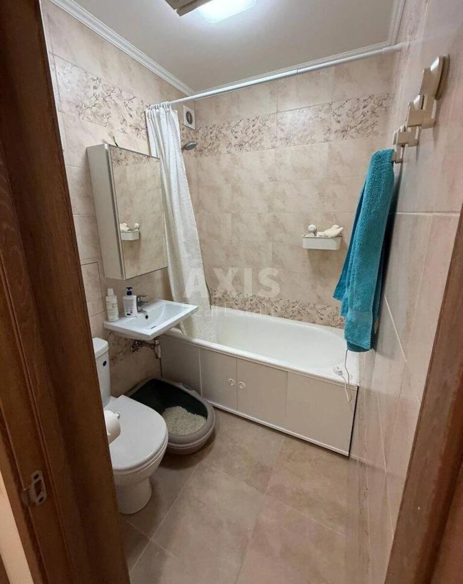 2к квартира ул. Дорогожицкая 15Б7010811
