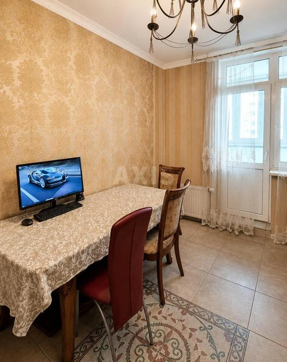 2к квартира ул. Чавдар Елизаветы 8690860
