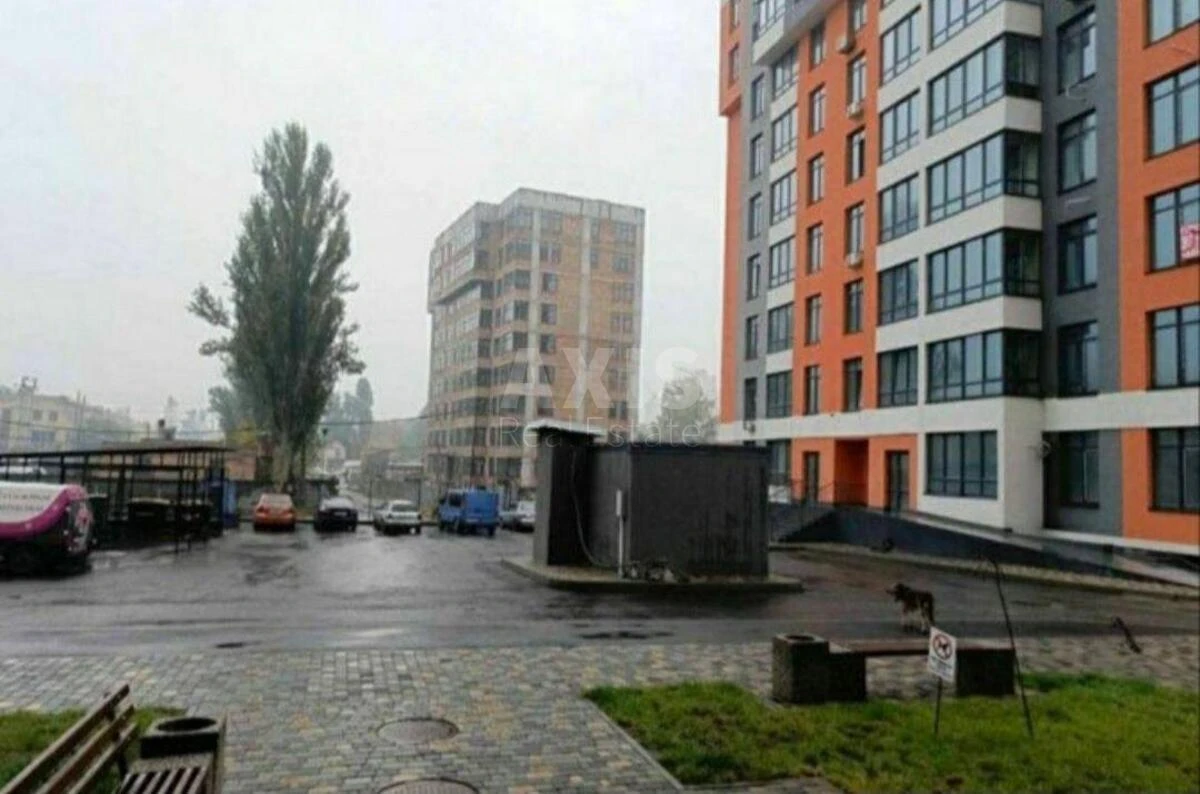 1k apartment vul. Berezhans'ka 15656900