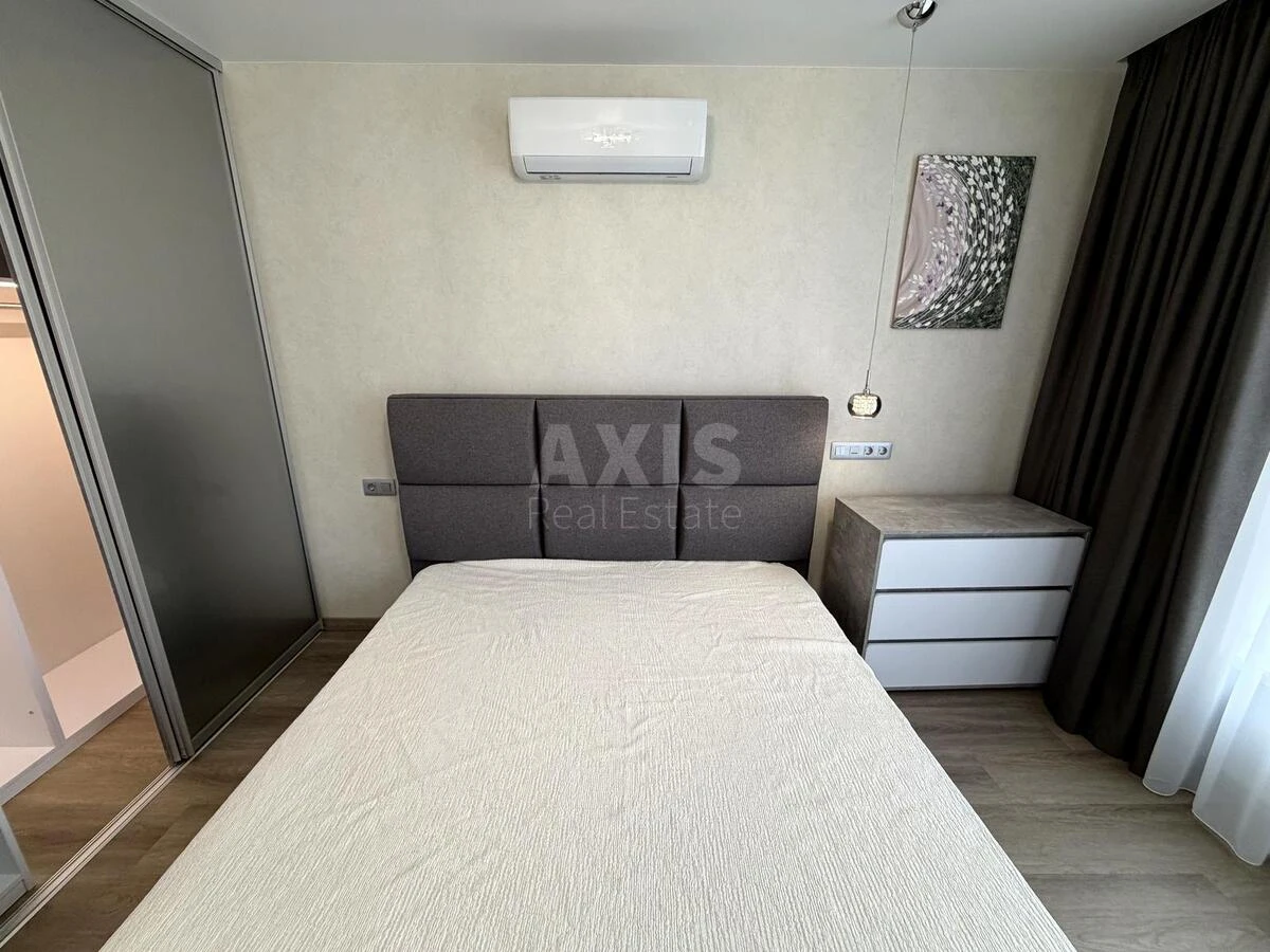 1k apartment vul. Oleksandra Olesja 2В6891112
