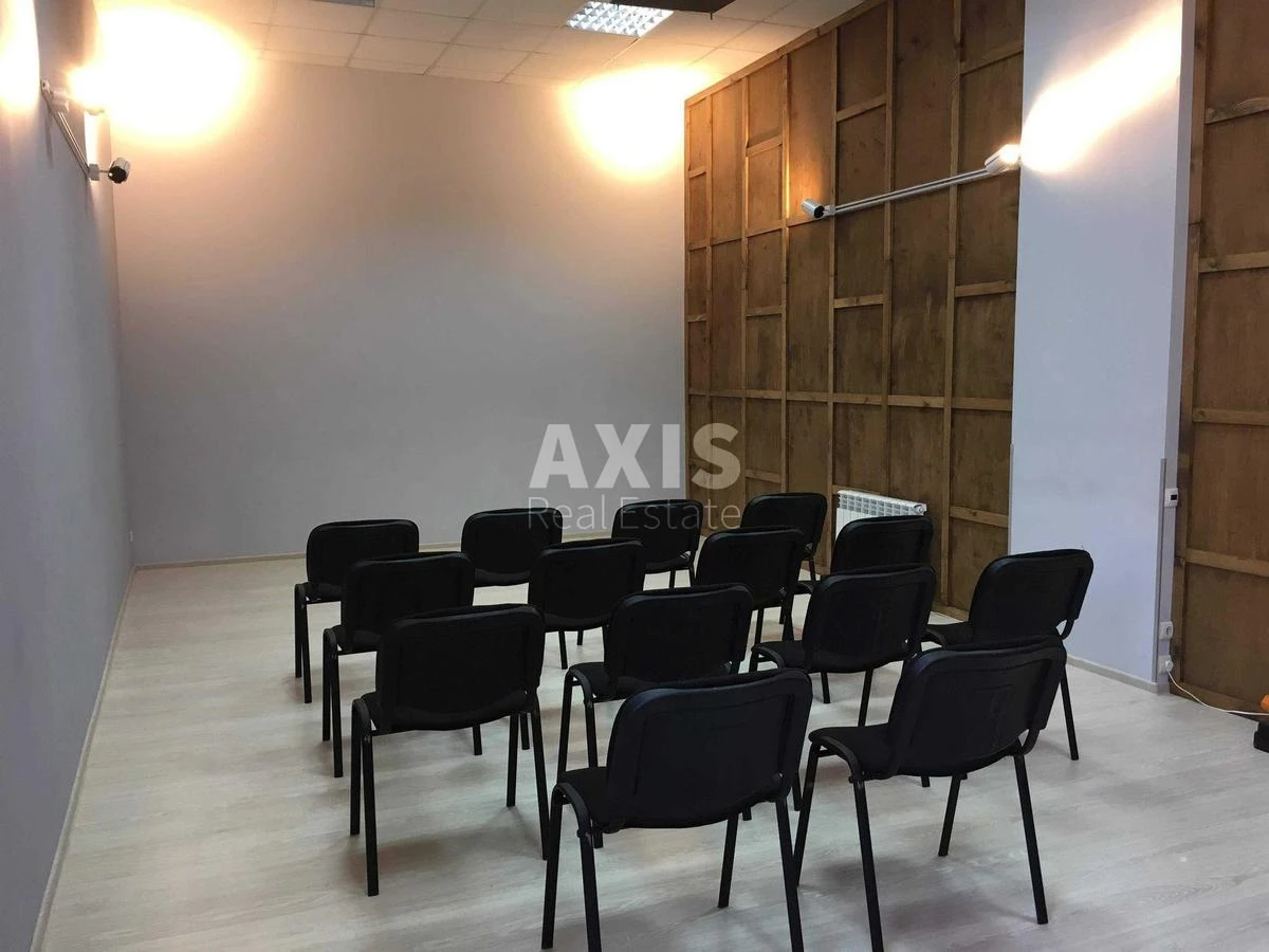 Service object pr-t Berestejskij 44, 40m2449301