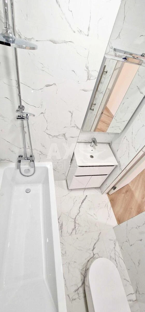 4k apartment nab. Dniprovs'ka 19А6006015