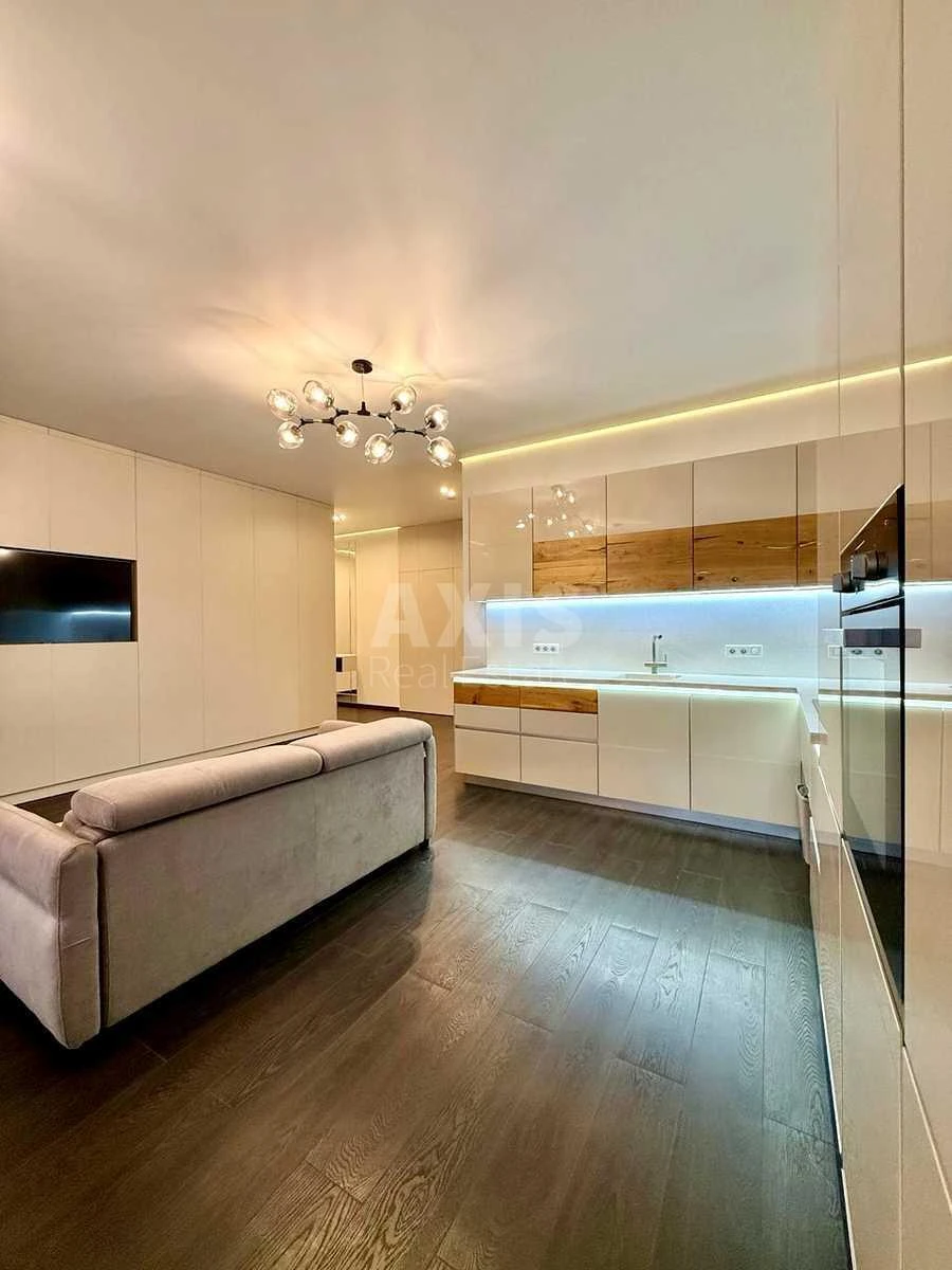 2k apartment vul. Oleksandra Konyskoho 22А705660
