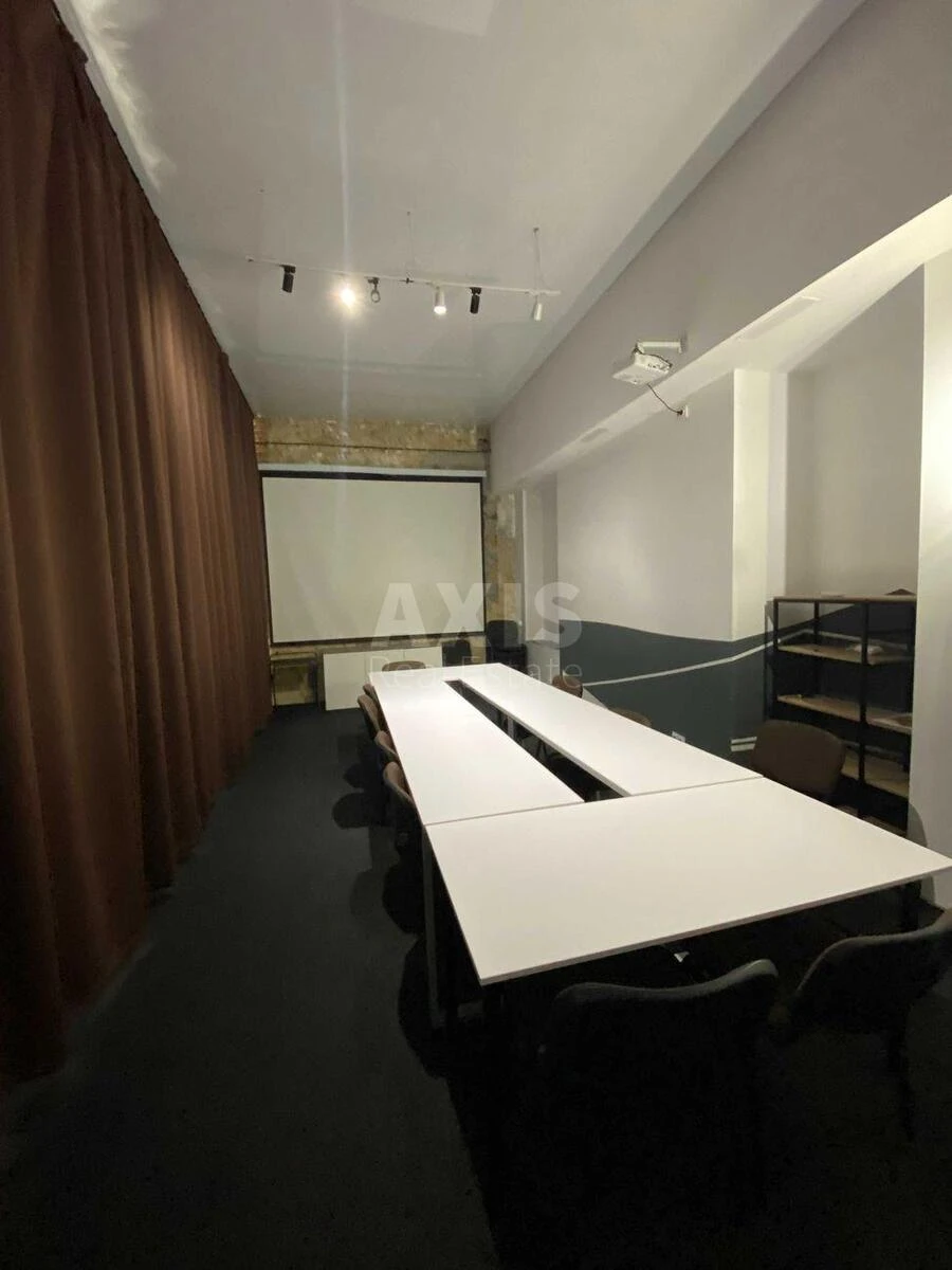 Office vul. Volodymyrs'ka 10, 160m26632211