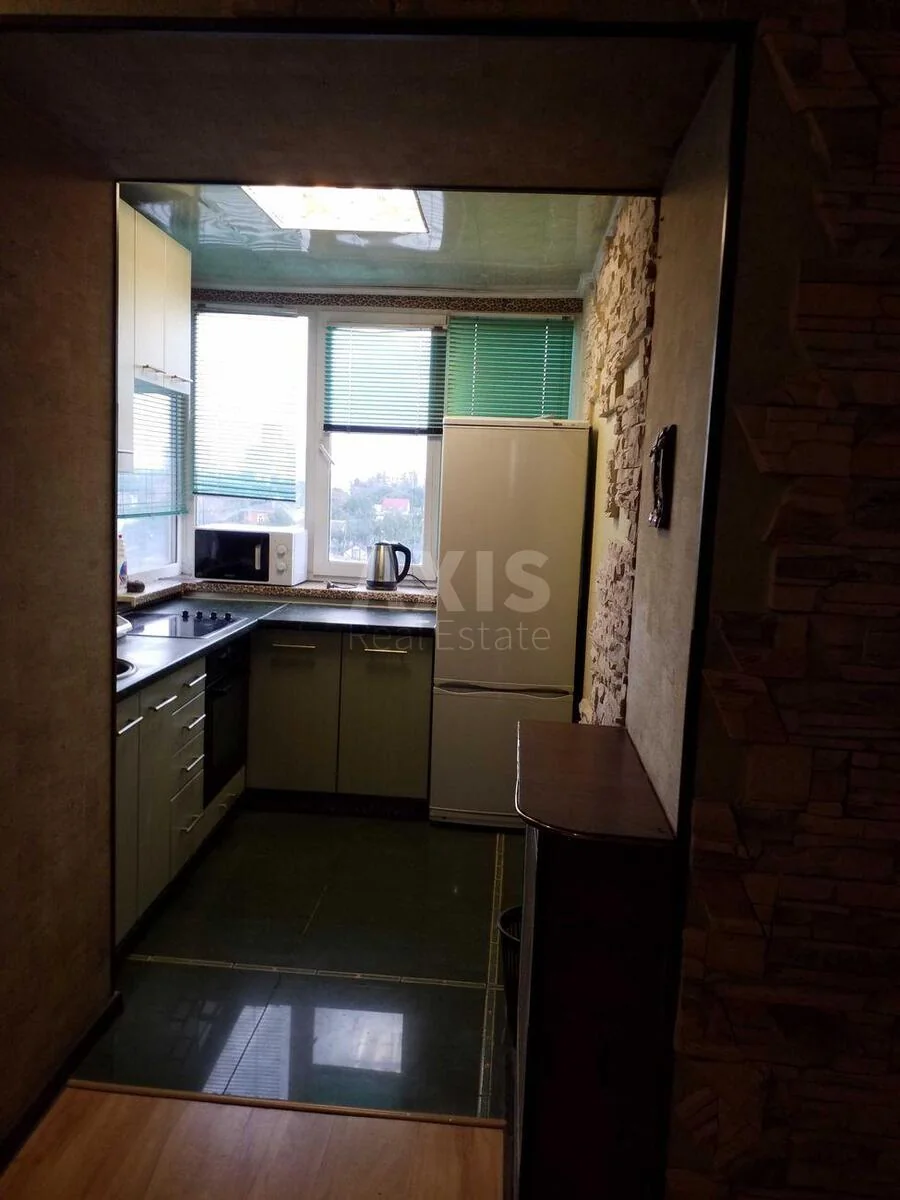 2k apartment vul. Myloslavs'ka 54