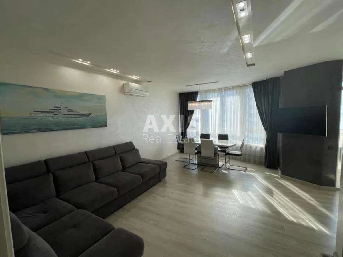 3k apartment vul. Sikors'kogo Igorja Aviakonstruktora 4280941