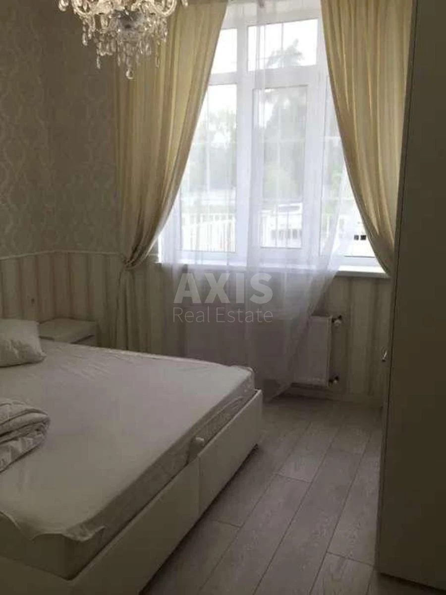 House vul. Kirovograds'ka, 220m2, Kyiv city316612