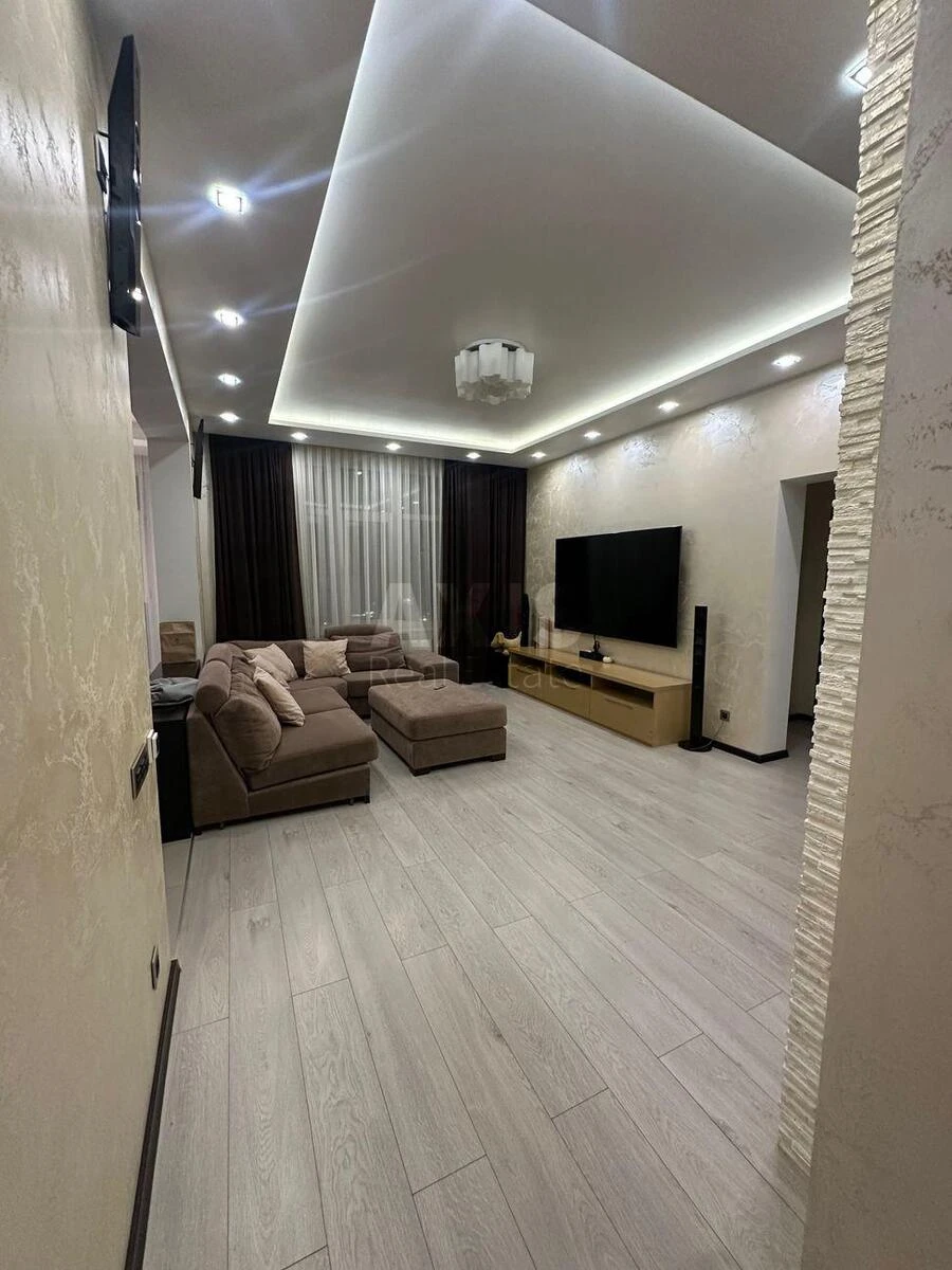 3k apartment vul. Andriya Verkhohlyada 18641653