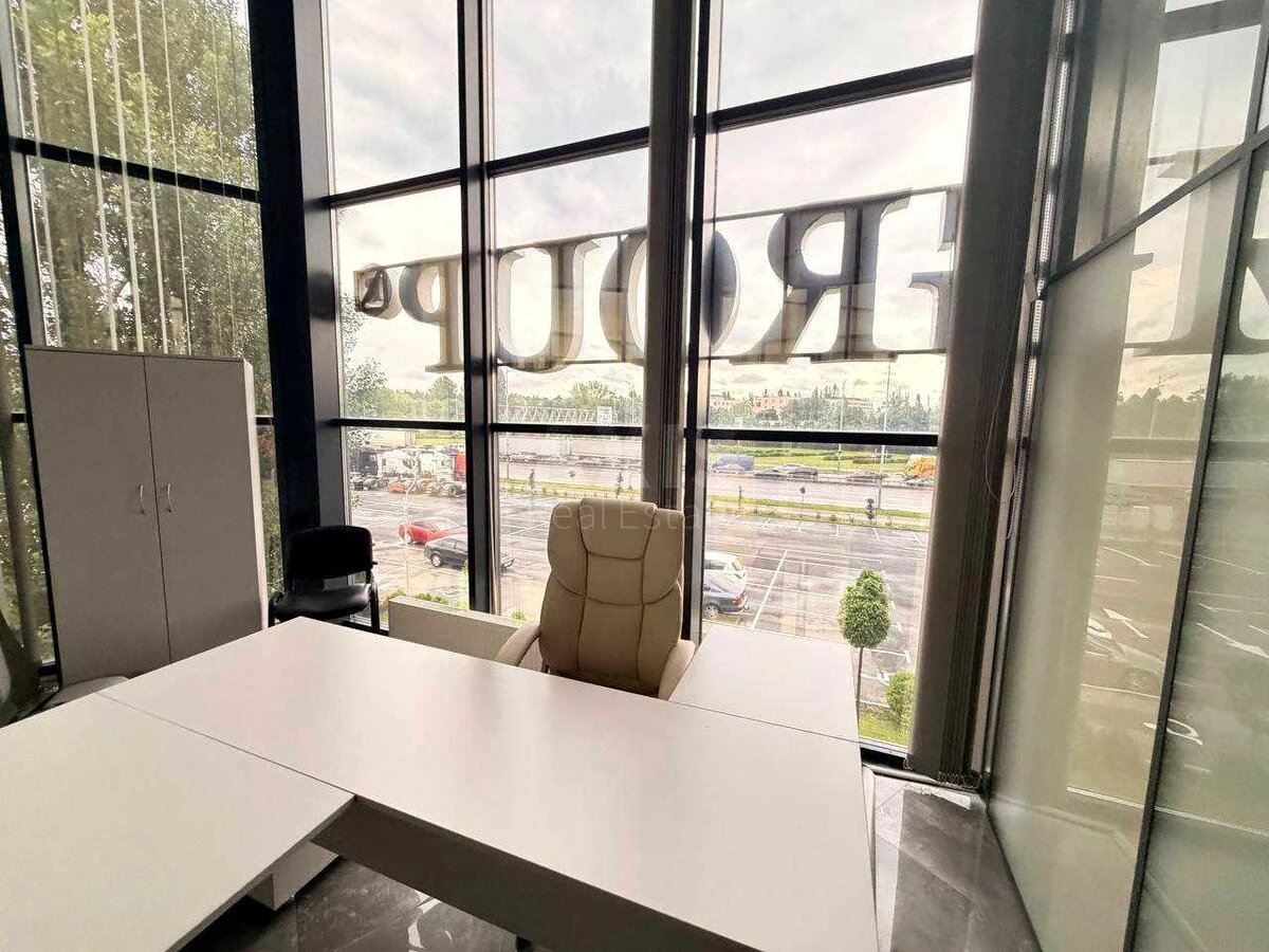 Office pr-t Bazhana Mykoly 17А, 183m2712744