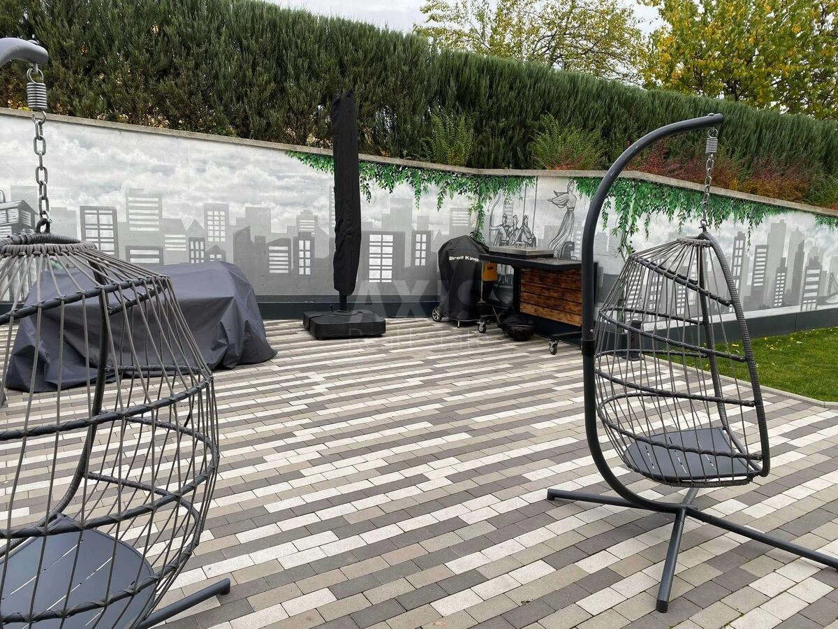 2k apartment vul. Universytets'ka 236603318