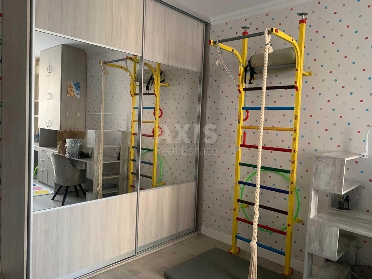 3k apartment vul. Ahmatovoi' Anny 306424011