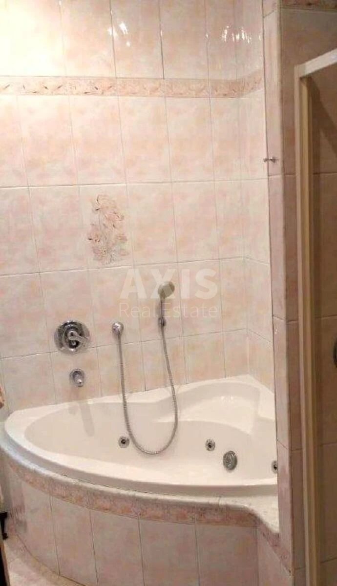 4к квартира спуск Андреевский 2Г658327