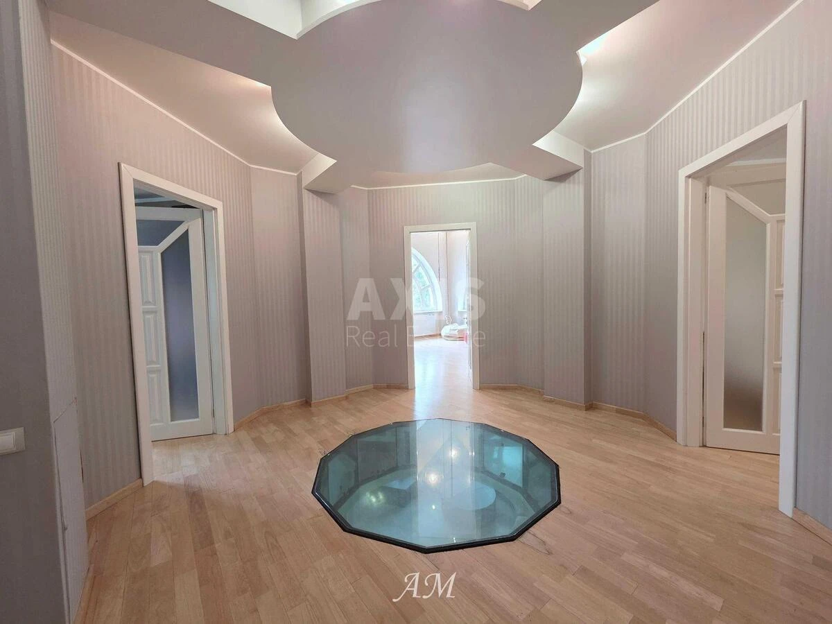 Office vul. Volz'ka 24, 478m2646796