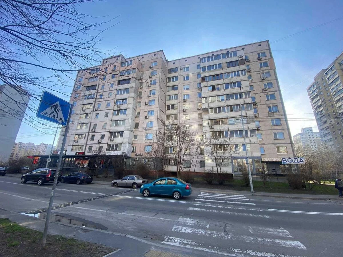 Объект торговли ул. Урловская 5, 62м257112