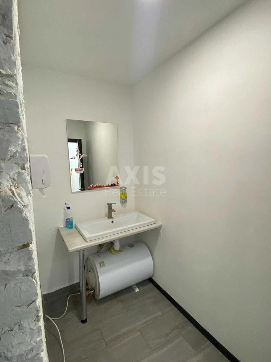 Office vul. Volodymyrs'ka 10, 160m2663228