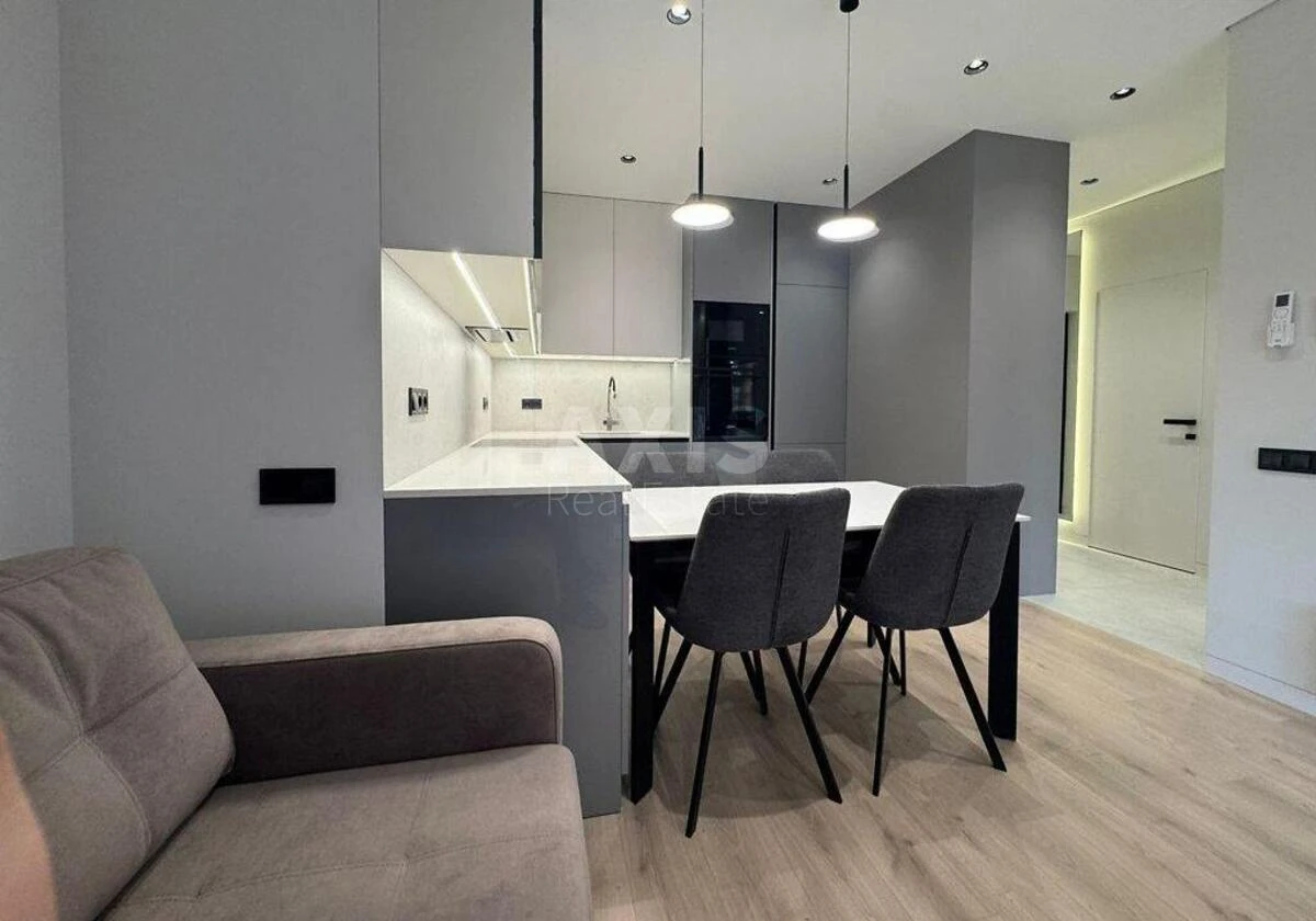 1k apartment vul. Brativ Shemetiv 8676800