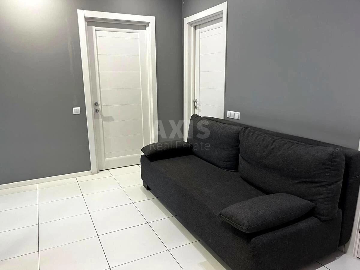 3k apartment vul. Mel'nykova 51Б677166