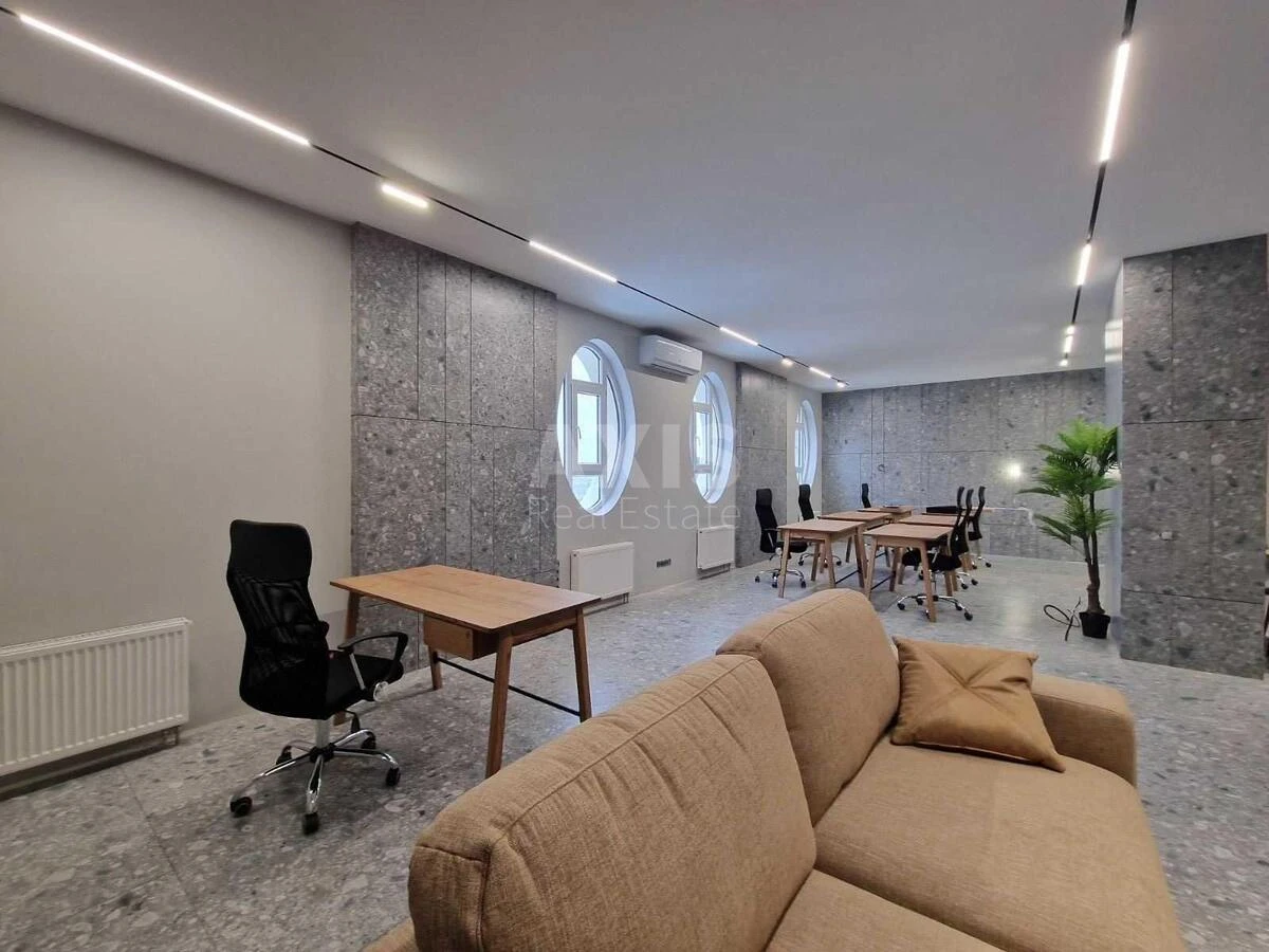 Office vul. Vasylya Tyutyunnyka 37/1, 77m2661753
