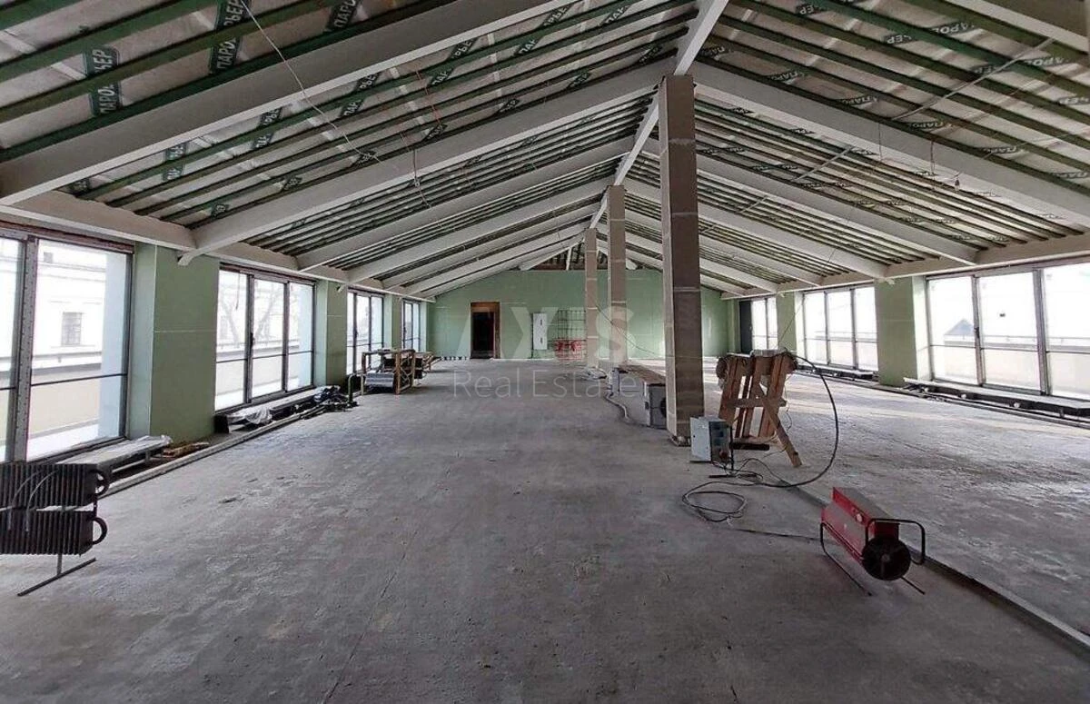 Office vul. Lavrs'ka 16, 3000m2650730