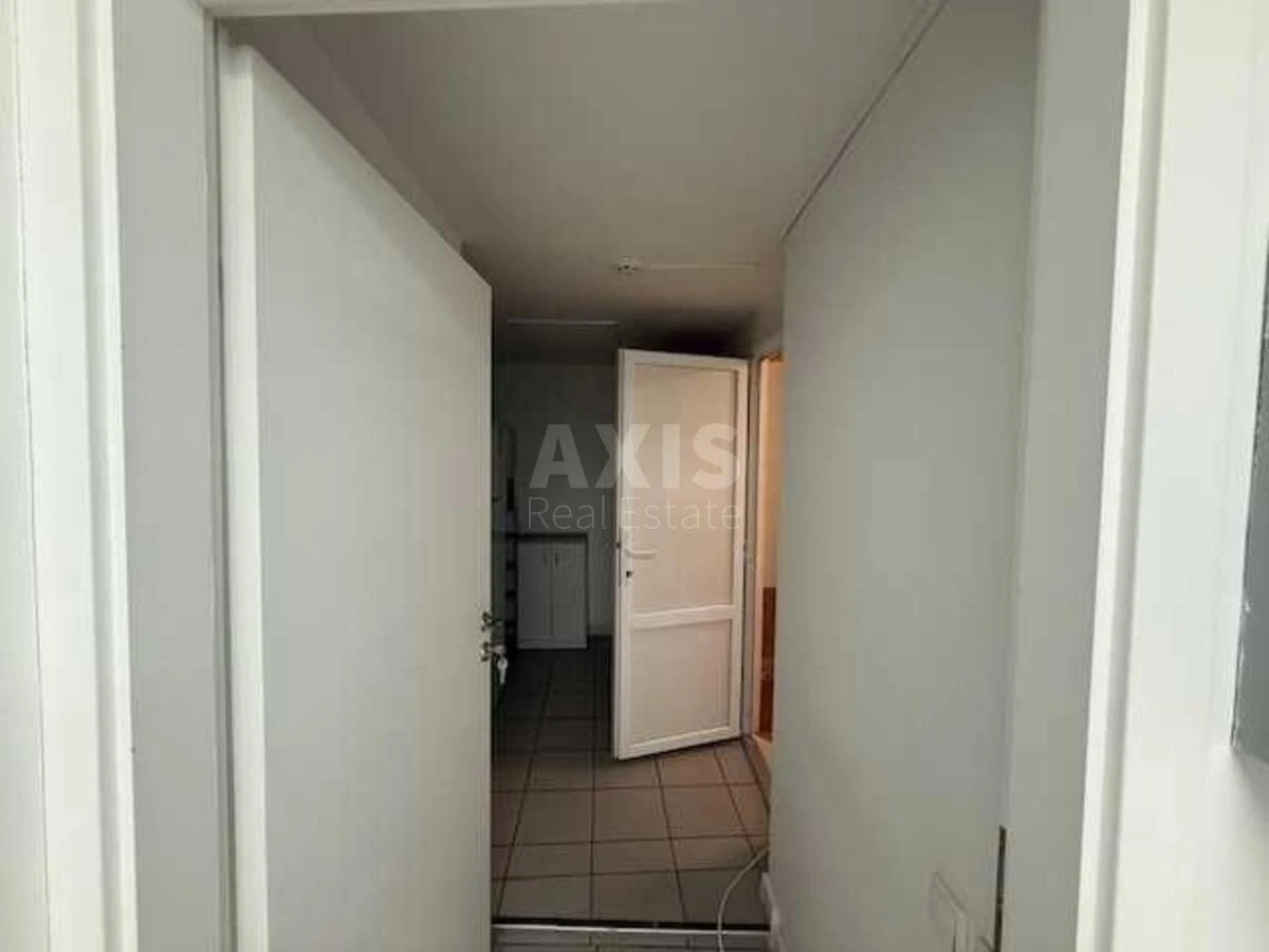 Объект торговли ул. Крещатик 8, 90м2681627